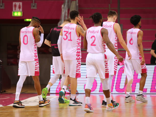 断场上局势 断场上局势