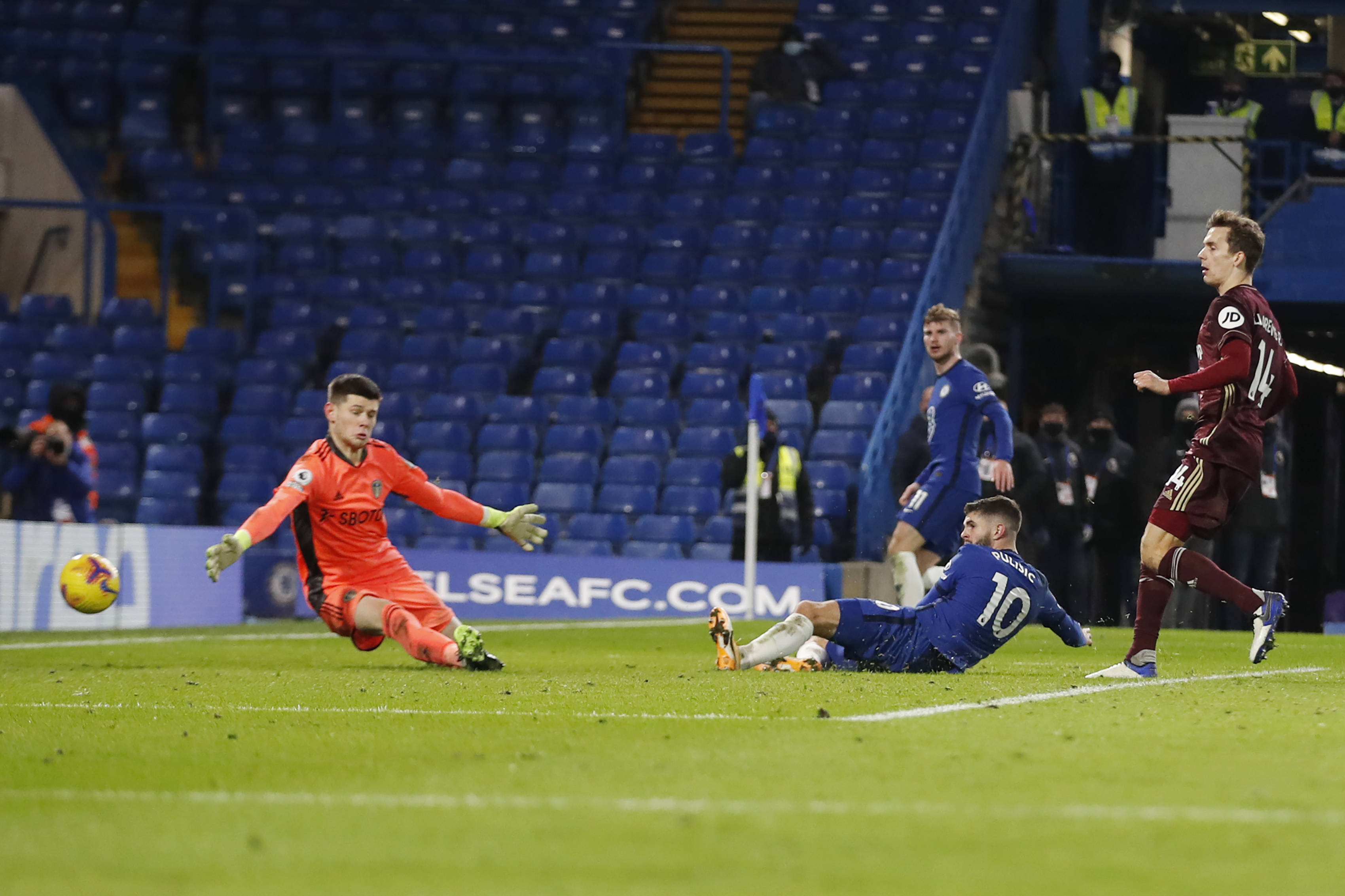 并适时调整 并适时调整